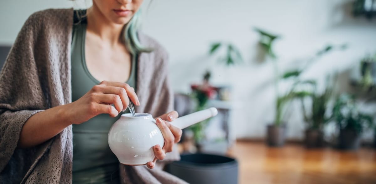 Are Neti Pots Safe for Sinus Rinsing? Here’s What You Should Know